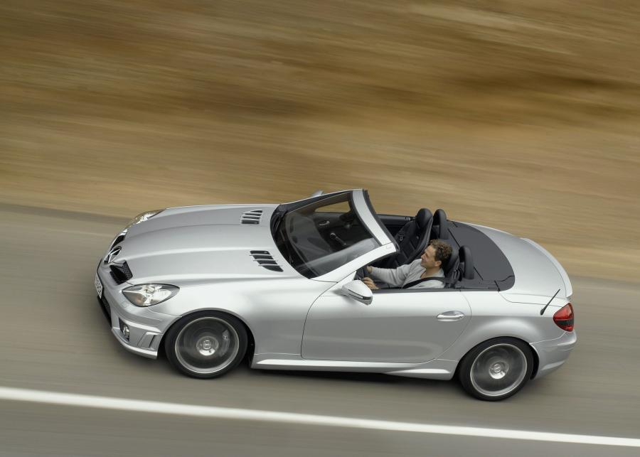  Mercedes-Benz SLK55 AMG 2008 года  (фото 25 из 77)